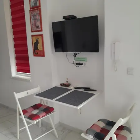 Διαμέρισμα Rock - With 30m2 Terrace